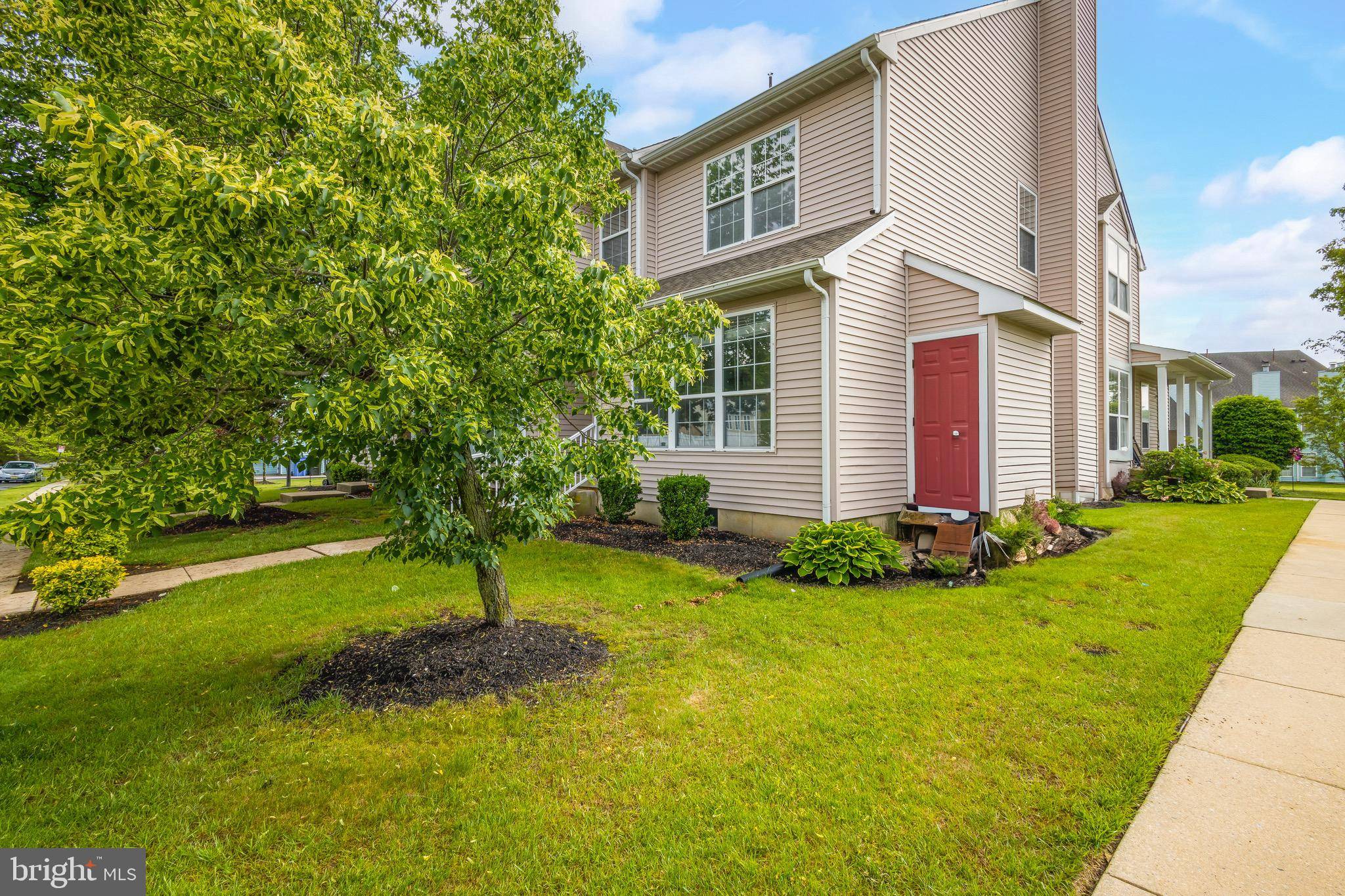 West Deptford, NJ 08086,49 CINNAMON RD