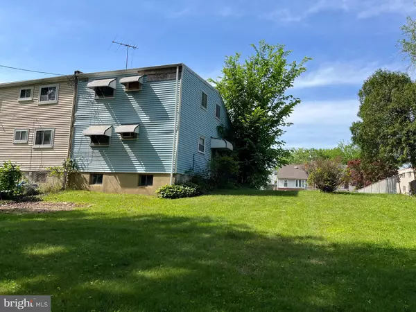 Norwood, PA 19074,553 E WINONA AVE