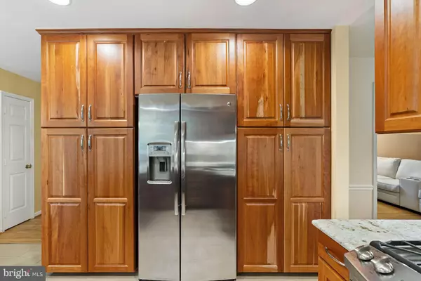 Centreville, VA 20120,5212 BRAYWOOD DR