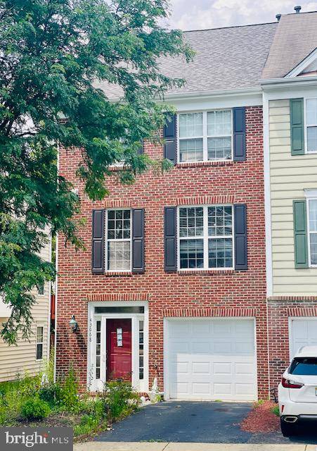 Chantilly, VA 20152,43068 FRANCIS SQ