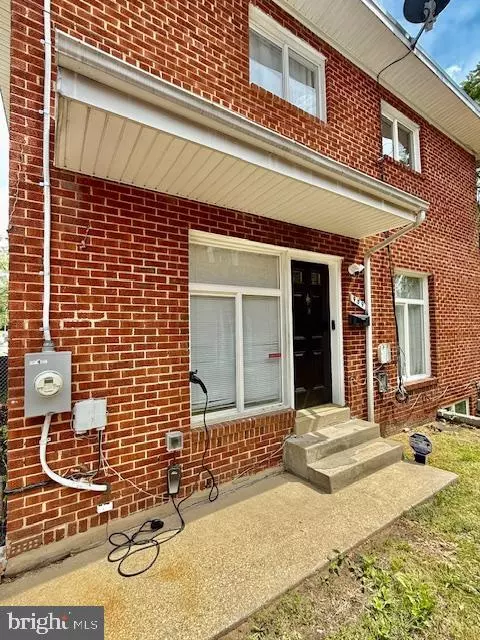 Oxon Hill, MD 20745,939 OWENS RD