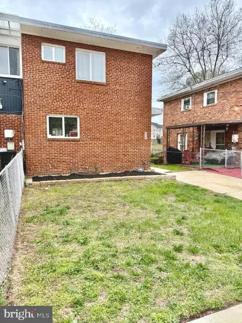 Oxon Hill, MD 20745,939 OWENS RD