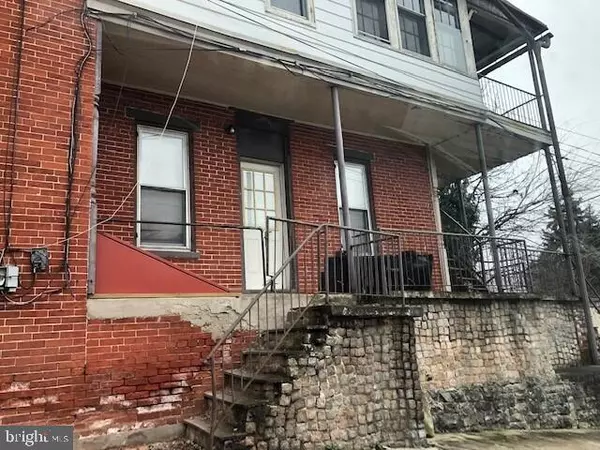 Reading, PA 19602,208 CLYMER ST
