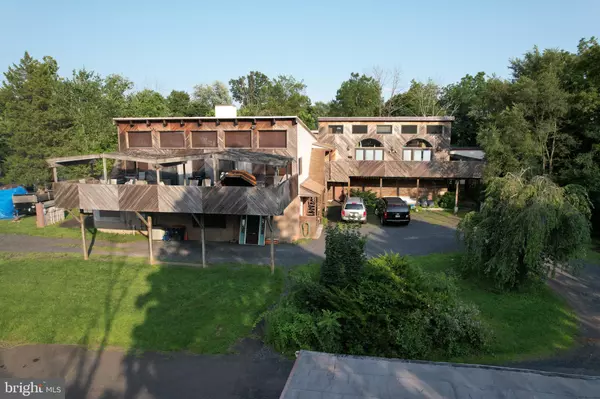 1486 W MAIN ST, Lansdale, PA 19446