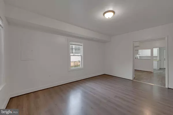 Washington, DC 20019,5213 CLOUD PL NE