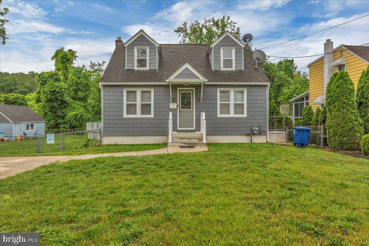 218 WINTHROP AVE, Moorestown, NJ 08057