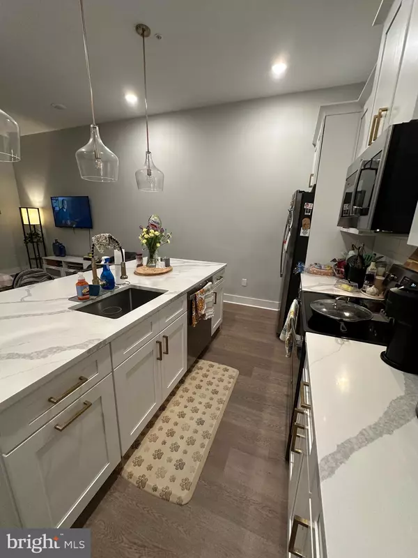 Philadelphia, PA 19128,581 JAMESTOWN
