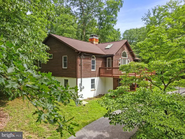 Harpers Ferry, WV 25425,654 LAKESIDE DR
