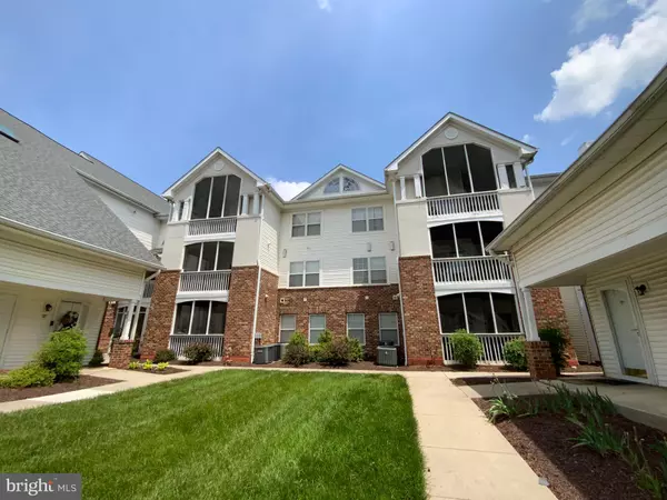 Greenbelt, MD 20770,6510 LAKE PARK DR #104