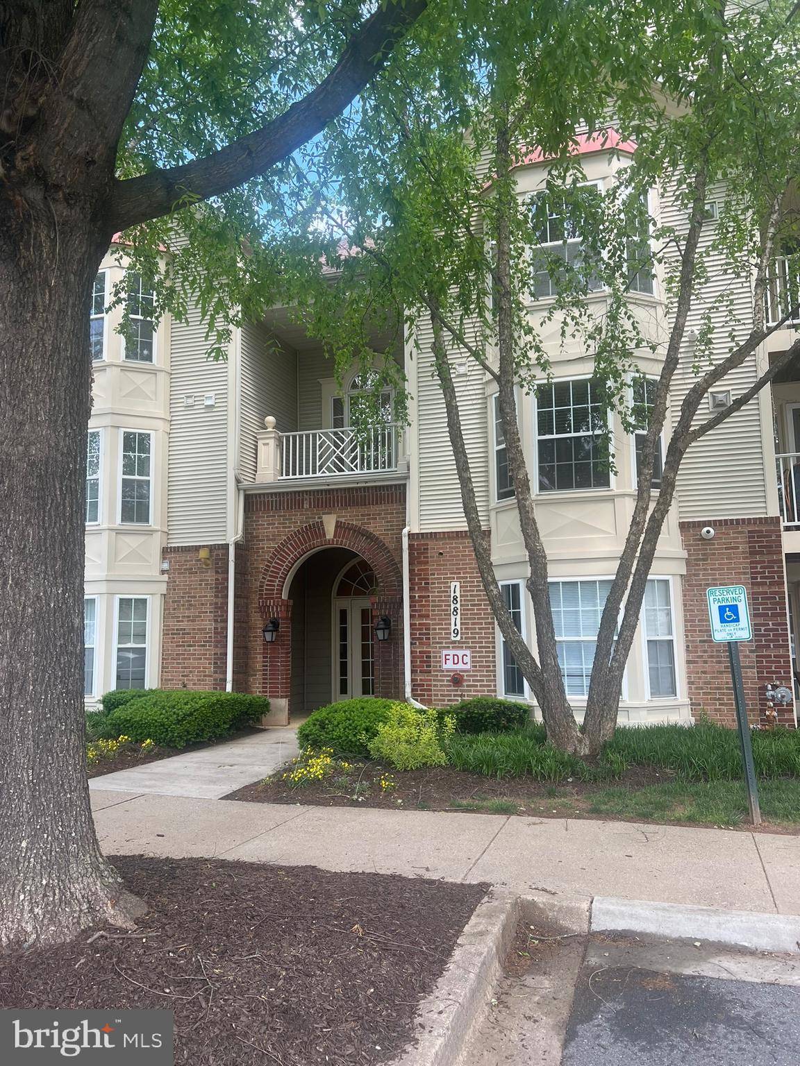 18819 SPARKLING WATER DR #304, Germantown, MD 20878