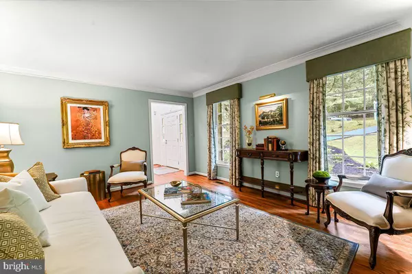 Media, PA 19063,208 BIRNAM WOOD LN