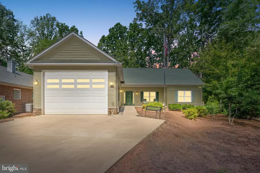 1315 EASTOVER PKWY, Locust Grove, VA 22508