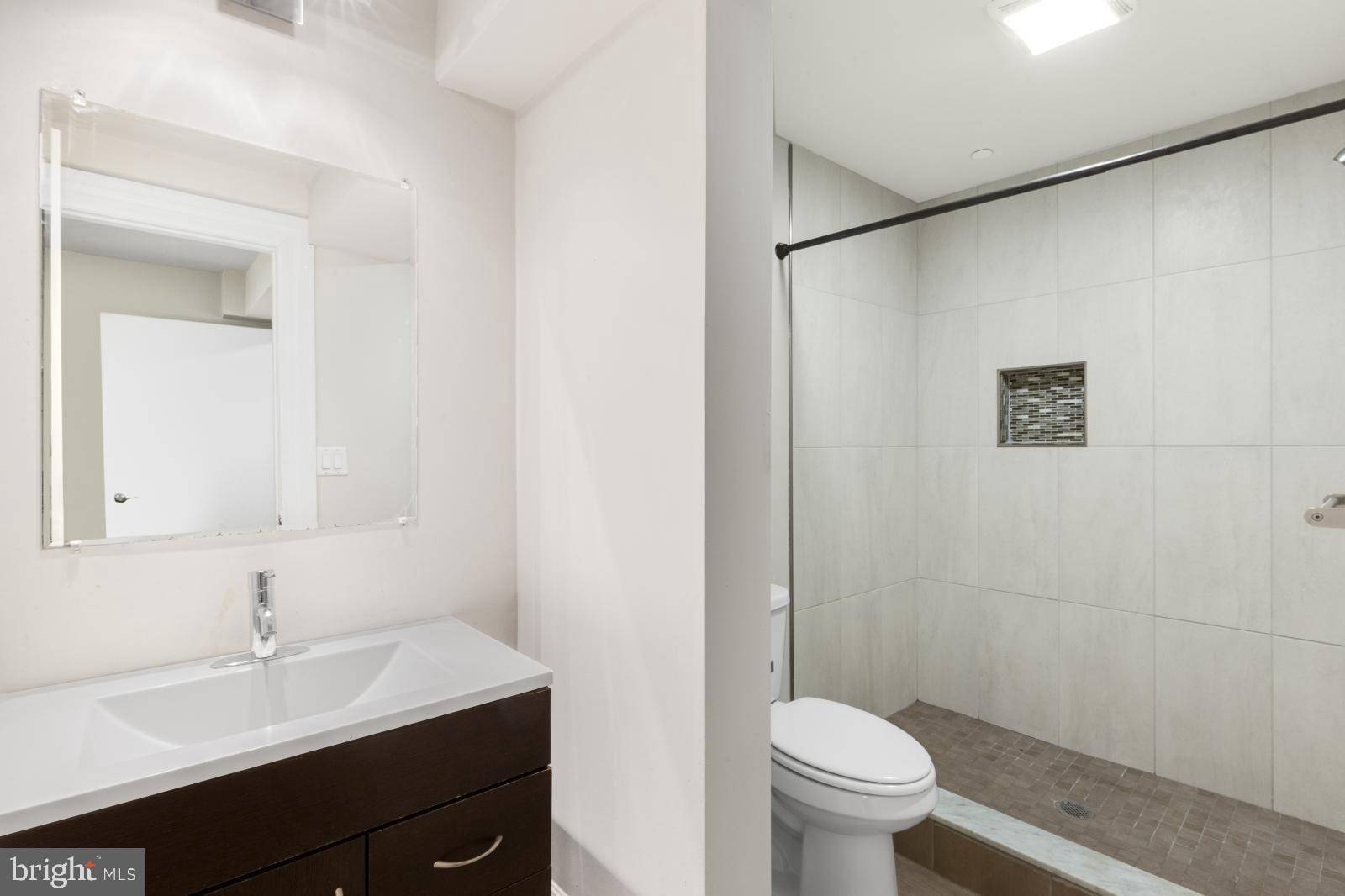 Philadelphia, PA 19125,2136 E DAUPHIN ST #101