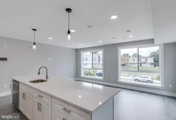 1309 S 52ND ST, Philadelphia, PA 19143