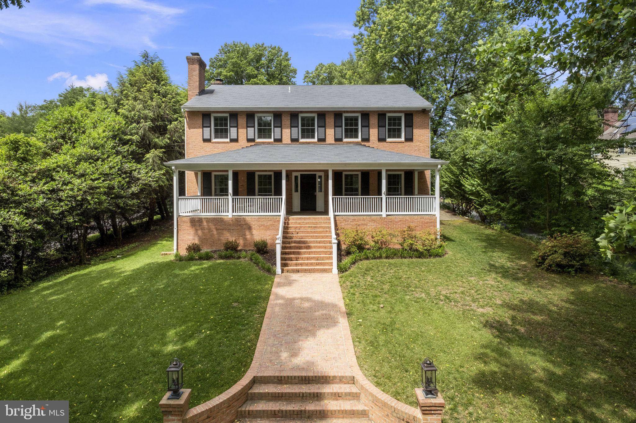 Cabin John, MD 20818,6916 SEVEN LOCKS RD