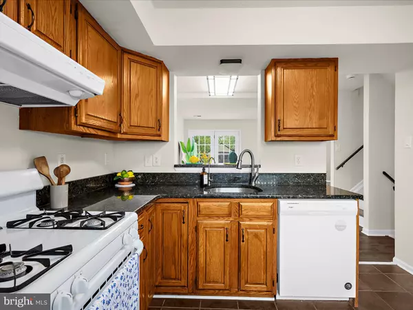 Hampstead, MD 21074,4822 HILLOCK LN