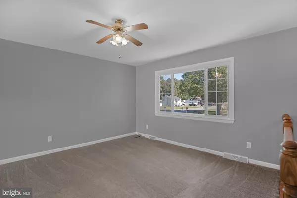 Hollywood, MD 20636,42487 ANNE CT