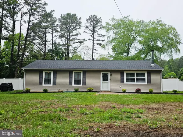 117 CHERRY ST, Southampton, NJ 08088