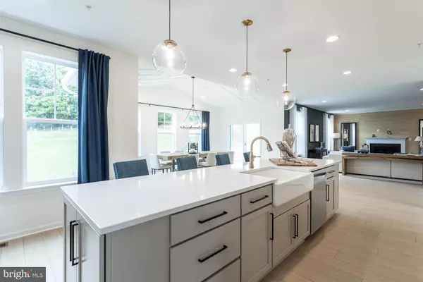 Charles Town, WV 25414,860 WESTMORELAND WAY