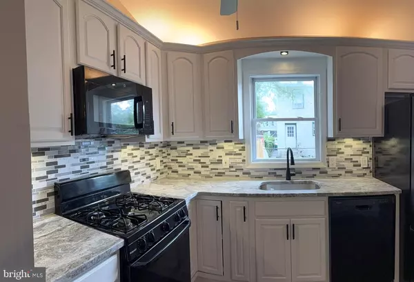 Gloucester City, NJ 08030,704 MARKET ST