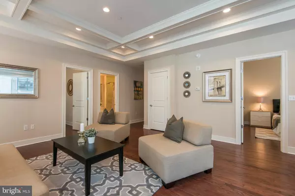 Philadelphia, PA 19102,1501 LOCUST ST #403