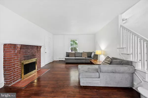 Brookhaven, PA 19015,237-E ROLAND RD