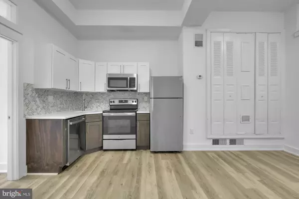 44 S 3RD ST #2, Philadelphia, PA 19106