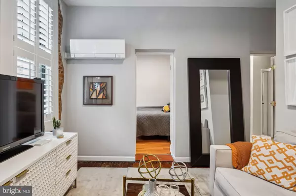 Philadelphia, PA 19123,227 POPLAR ST #C