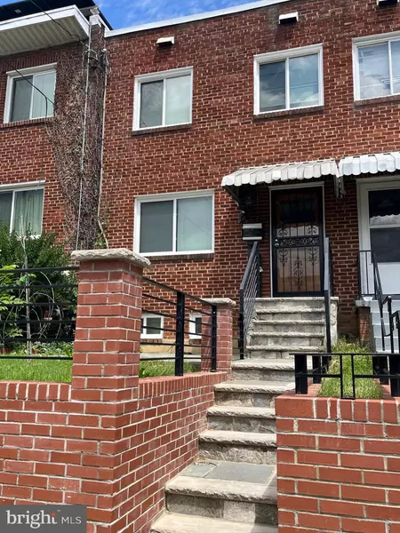 1354 ADAMS ST NE, Washington, DC 20018