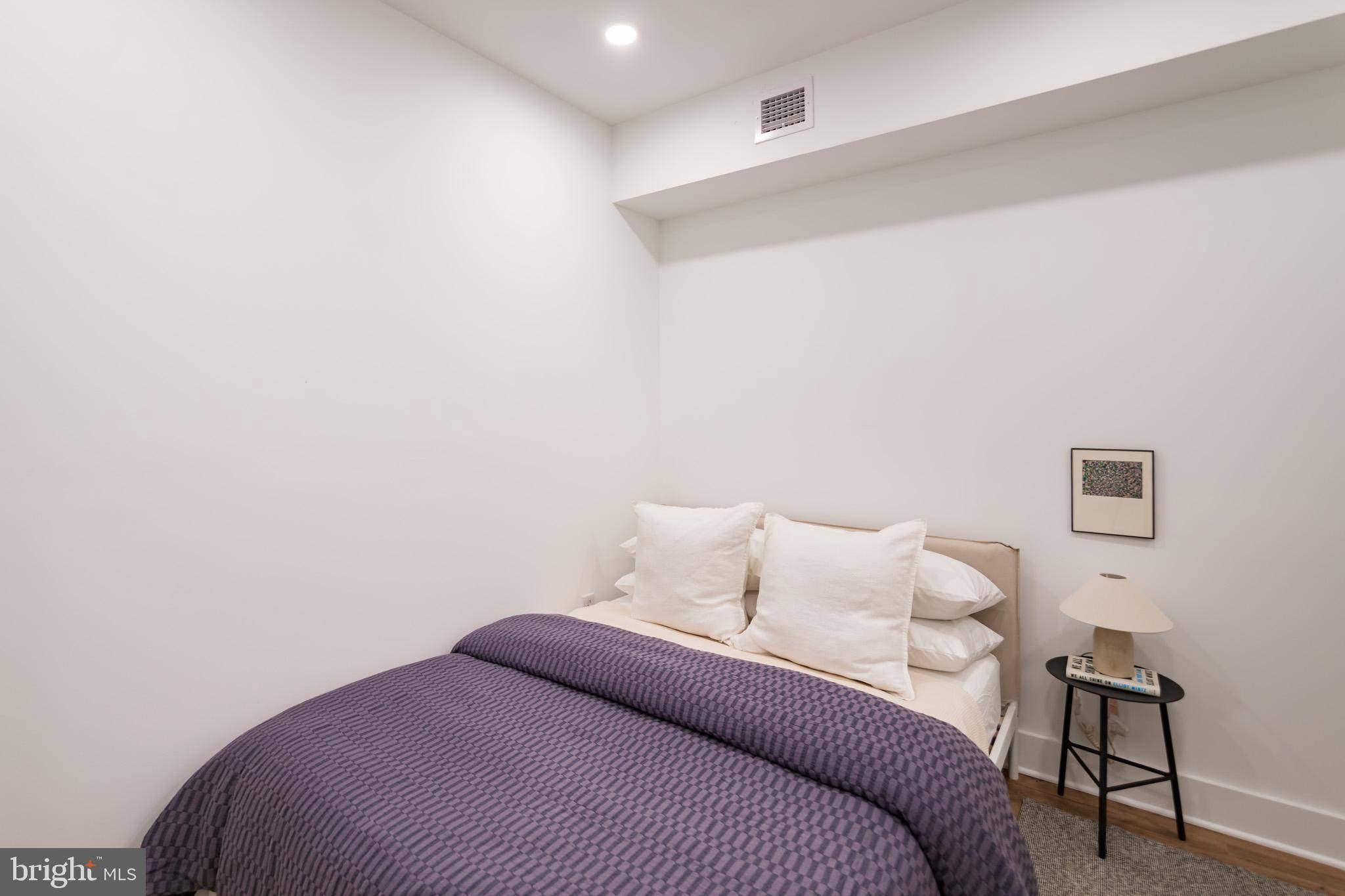 Philadelphia, PA 19146,2101 WASHINGTON AVE #ONE BEDROOM UNIT