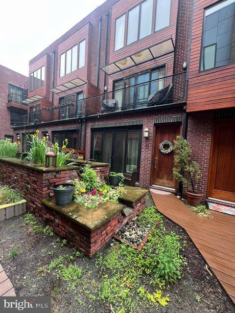Philadelphia, PA 19125,1247 E COLUMBIA AVE #8