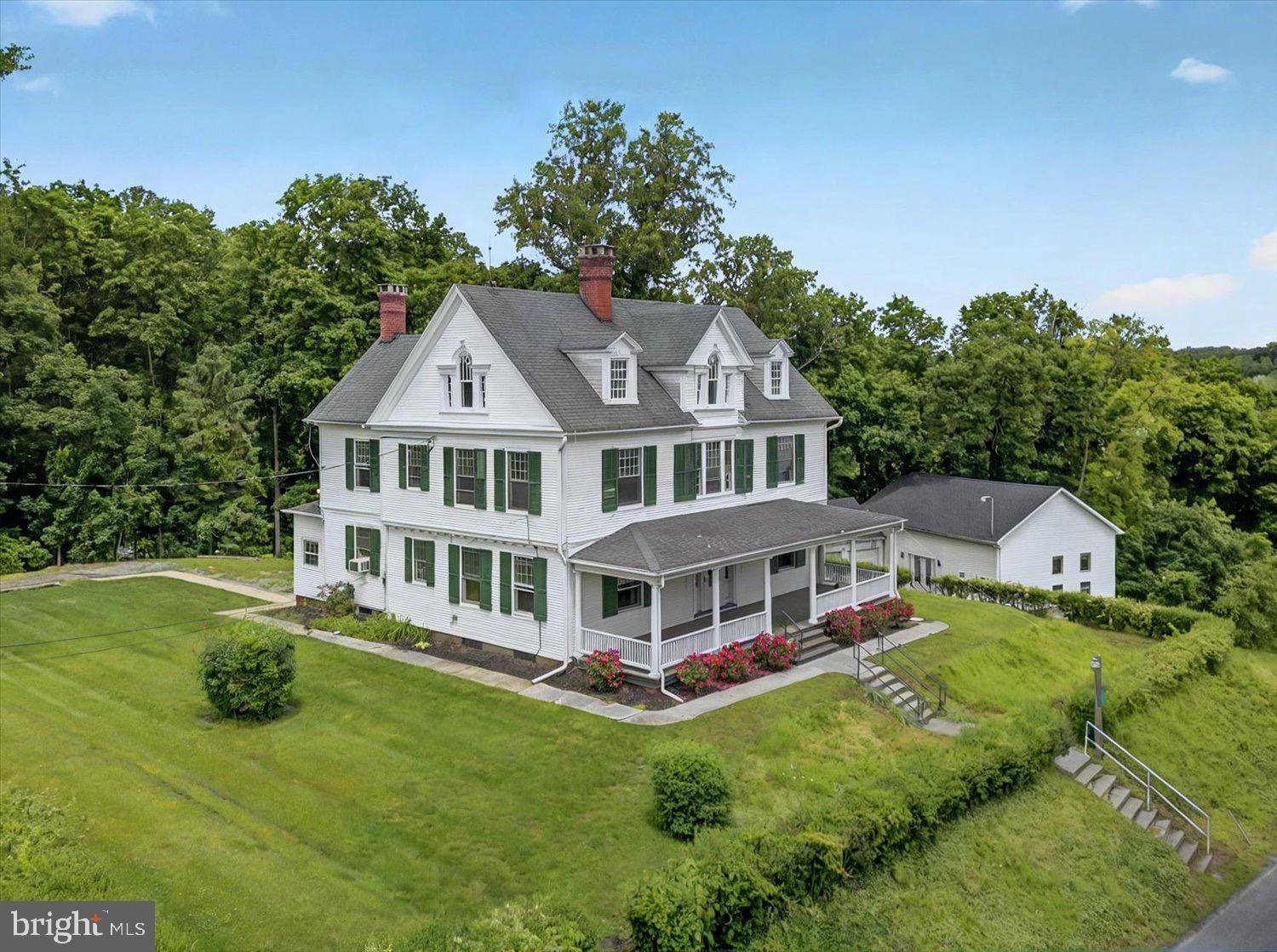 1 N LANDVALE ST,  York Haven,  PA 17370