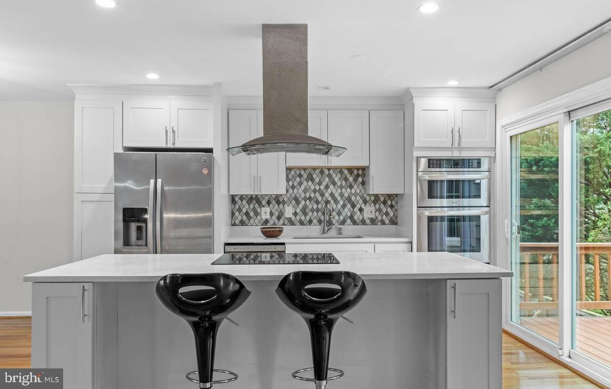 Fairfax, VA 22032,4652 LUXBERRY DR