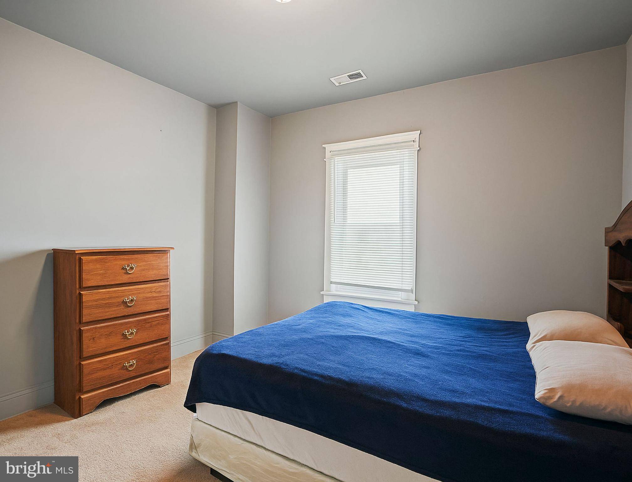 Washington, DC 20019,66 53RD PL SE