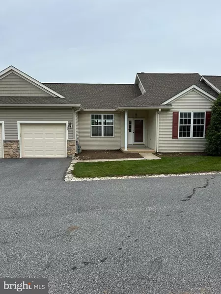 28 W HOUNDPACK WAY, Glen Mills, PA 19342