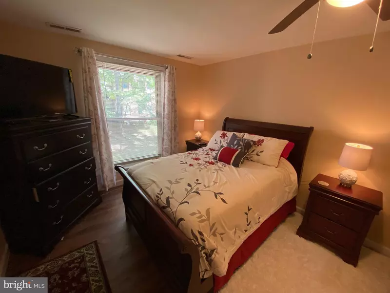 3352 WOODBURN RD #21, Annandale, VA 22003