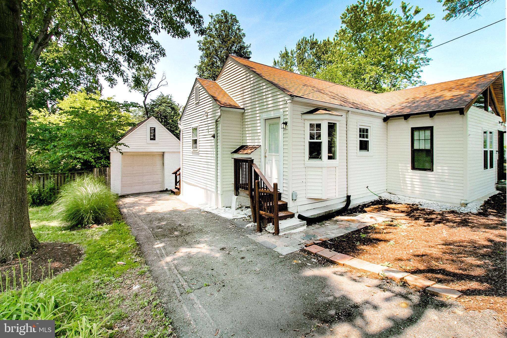 Falls Church, VA 22042,2904 FAIRMONT ST