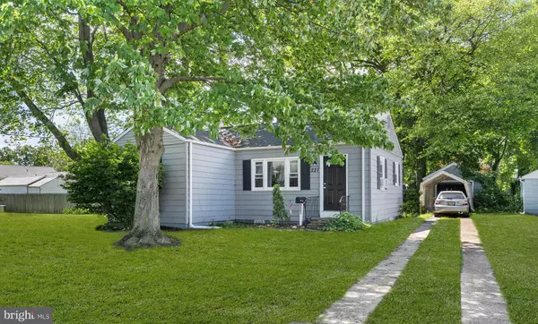 221 WALNUT ST, West Deptford, NJ 08096