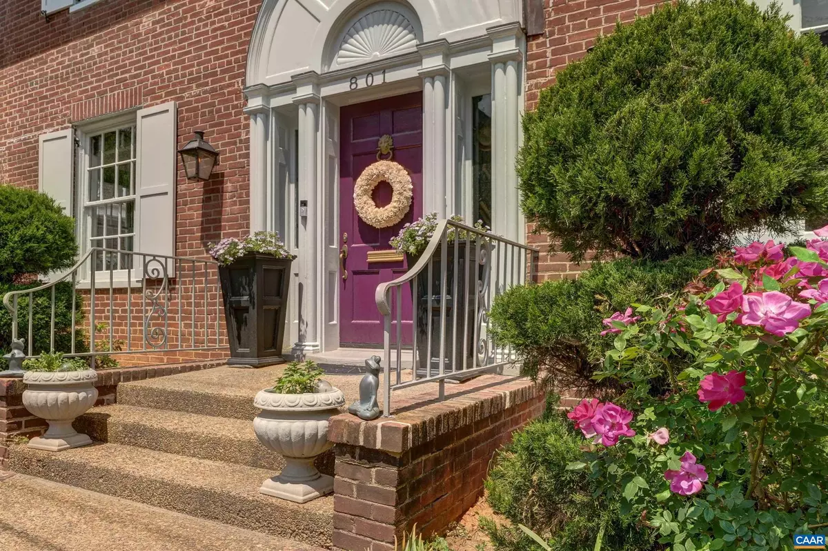 Charlottesville, VA 22902,801 E JEFFERSON ST