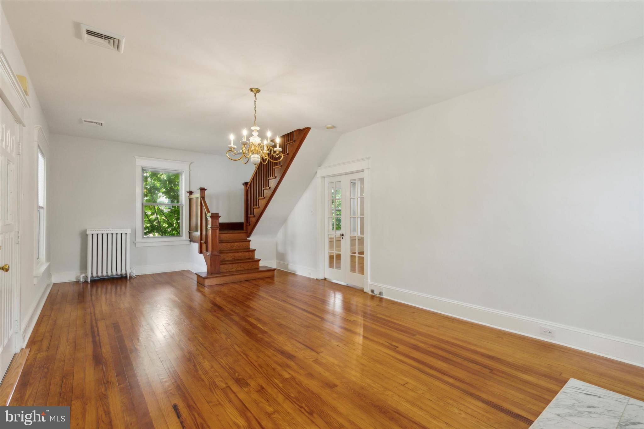 Flourtown, PA 19031,28 GROVE AVE