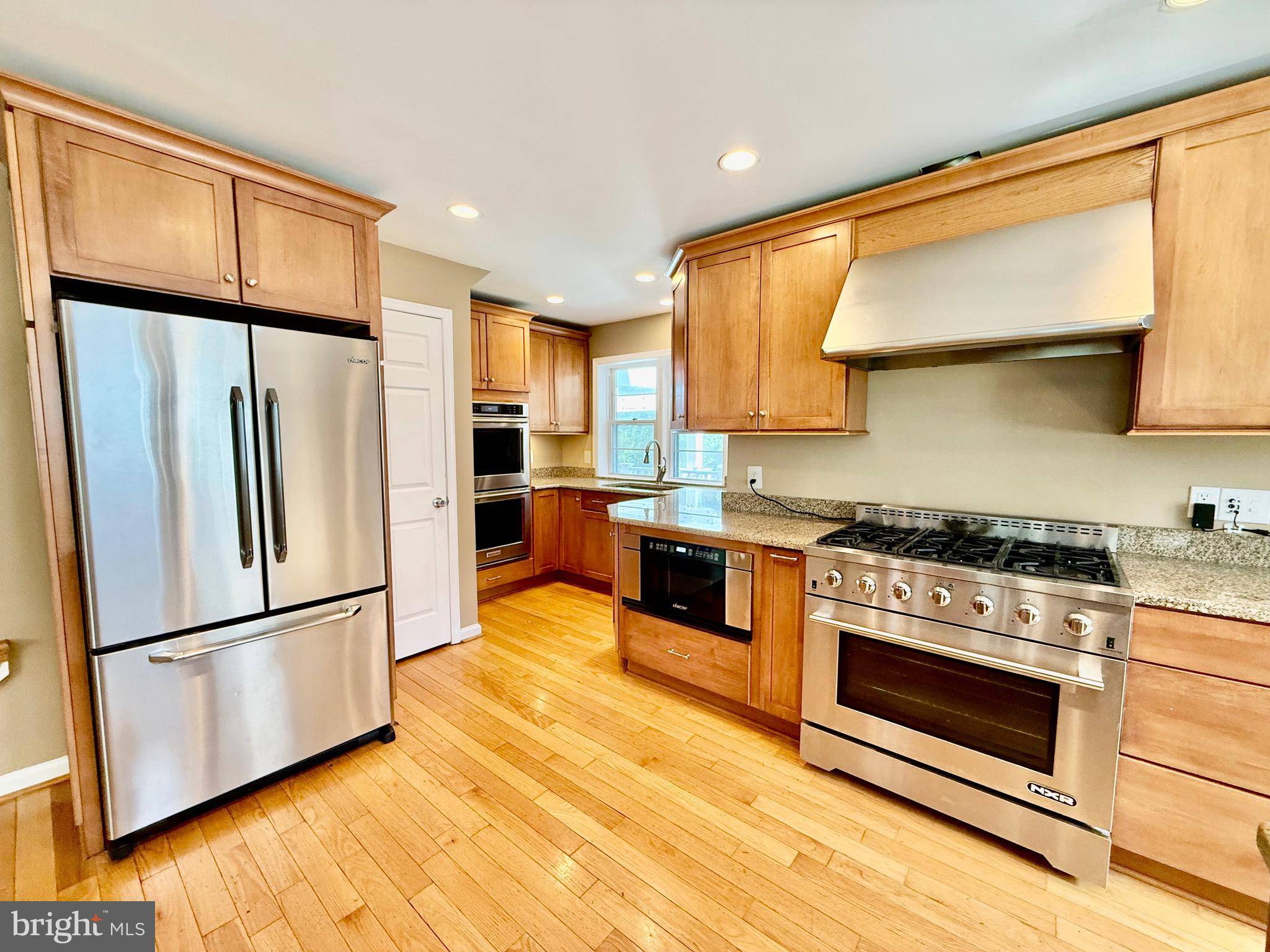 Springfield, VA 22152,6605 KEENE DR