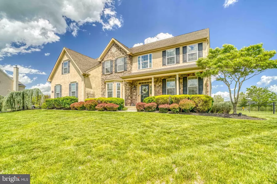 163 WENTWORTH CIR, Royersford, PA 19468