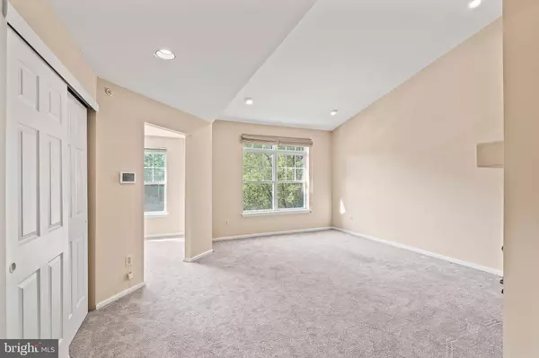 Dresher, PA 19025,704 DRESHER WOODS DR