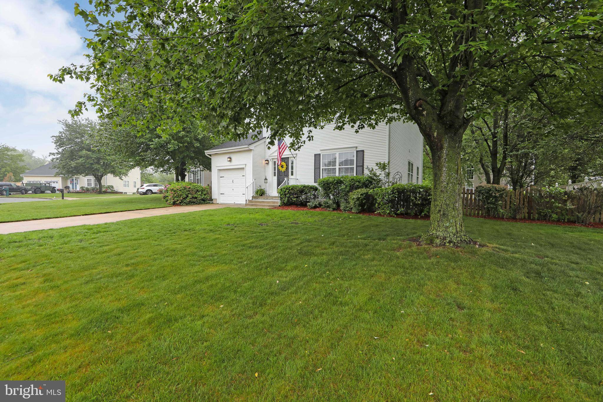 Deptford, NJ 08096,8 TETHER CIR