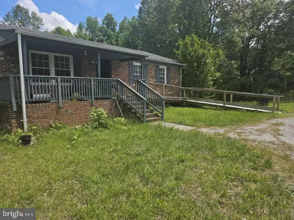 218 MAHAN RD, Farmville, VA 23901