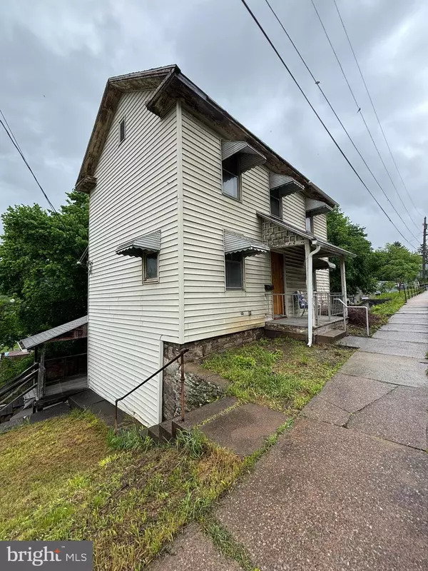 Bellefonte, PA 16823,353 PINE ST