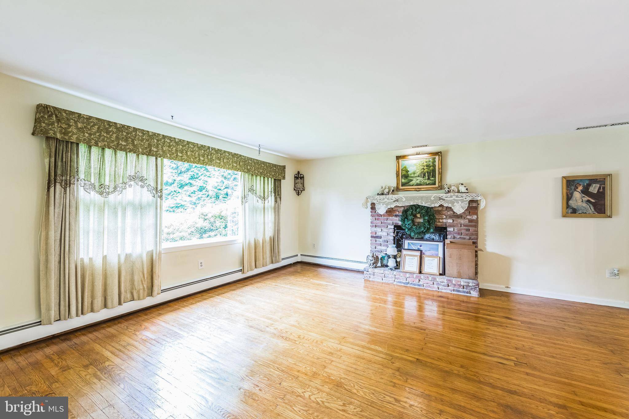 Phoenixville, PA 19460,217 LYNDELL DR