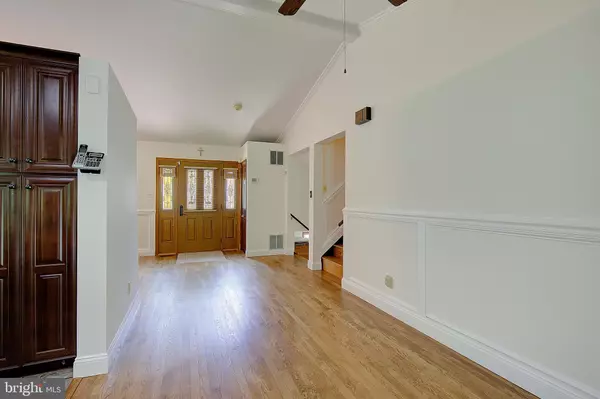 Pasadena, MD 21122,1398 HURLOCK LN