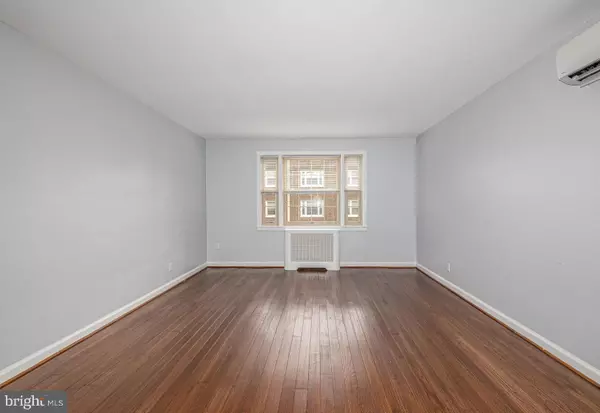 Wynnewood, PA 19096,150 E WYNNEWOOD RD #16F
