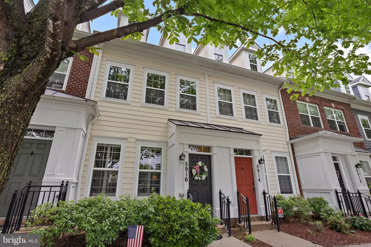 Ellicott City, MD 21043,5916 TALBOT DR
